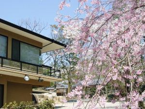 山神温泉　湯乃元館