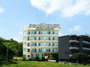 Yangyang Slow Wave Ocean View Family Pension