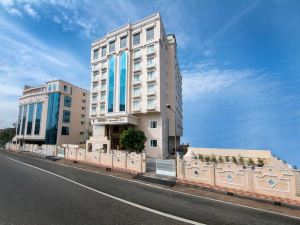 Shenbaga Hotel and Convention Centre