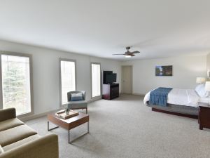 Holiday Inn Express Wisconsin Dells