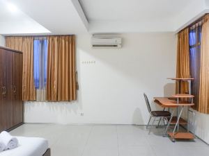 Best Value & Spacious Studio Room Apartment at High Point Serviced