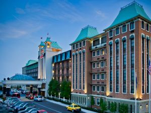 Crowne Plaza Louisville Airport Expo Ctr