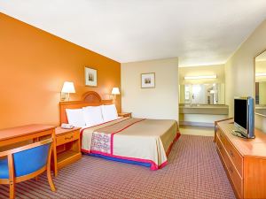 Days Inn by Wyndham Chesapeake