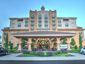 Embassy Suites by Hilton Indianapolis North