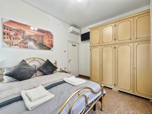 City Living Guest House Venice