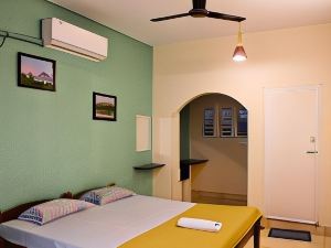 Dwaraka Guest House