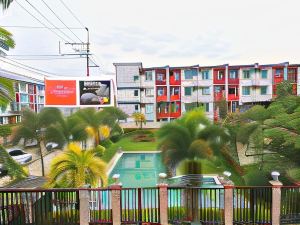 Laurens Crib Staycation in Marilao Free Parking & Wifi