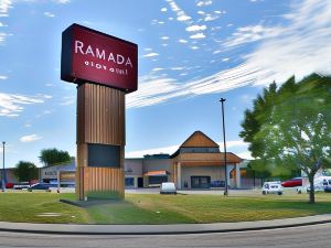 Ramada by Wyndham Sioux Falls Airport-Waterpark & Event Ctr