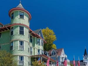 Inn on Mackinac