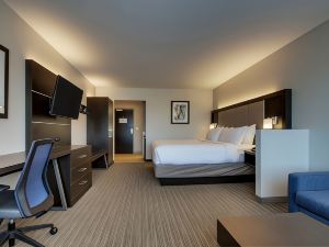 Holiday Inn Express & Suites Mount Vernon