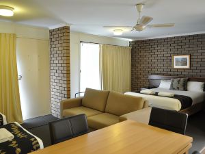 Albury Burvale Motor Inn