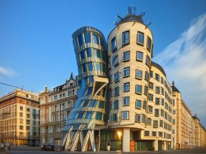 Dancing House - Tančící dům Hotel