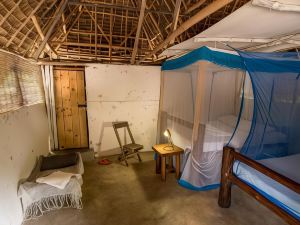 Mida Creek Eco Camp - Eco Lodge