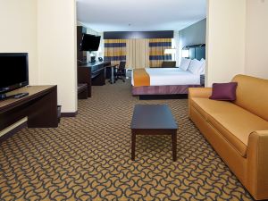 Holiday Inn Express & Suites Jackson/Pearl Intl Airport