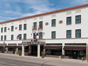 The Holland Hotel