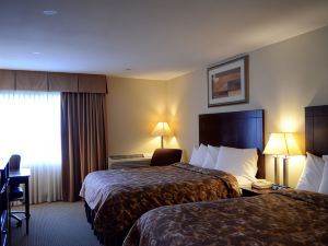 Rodeway Inn & Suites