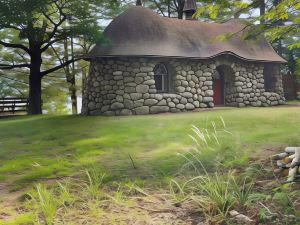 Kona - Hobbit House