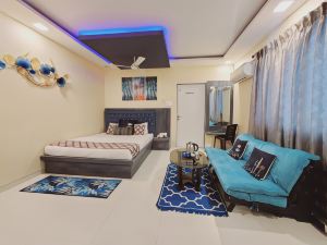 Hotel Mari Aai Residency