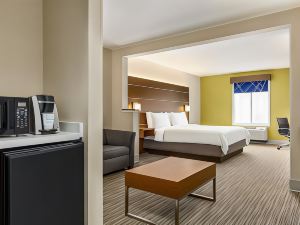 Holiday Inn Express & Suites Philadelphia - MT. Laurel