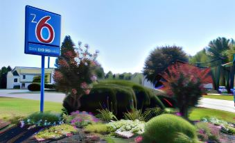 Motel 6 Nashua, NH - North