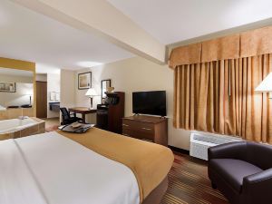 Best Western Lakewood Inn