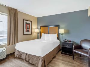 Extended Stay America Select Suites - Chicago - Naperville - East