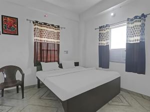 Goroomgo Shiv Ganga Guest House Varanasi - Excellent Customer Choice -Best Seller