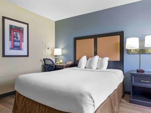 Extended Stay America Select Suites - Chicago - Hanover Park