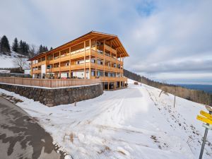 Berghotel & Chalets Adersberg