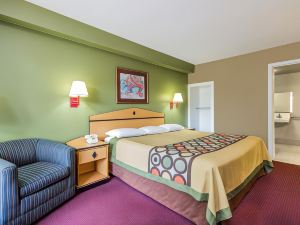 Super 8 by Wyndham Atlanta Northeast GA