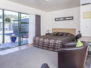 Coromandel Court Motel