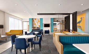 La Quinta Inn & Suites by Wyndham Richmond-Sugarland