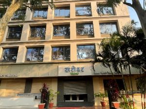 Hotel Sarovar Residency