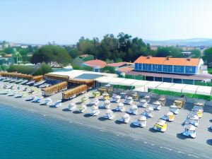 Teos Ormanci Tatil Koyu