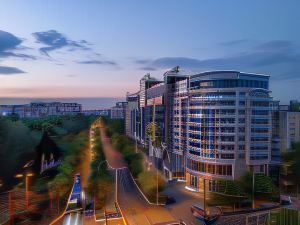 Bucharest Unirii Square