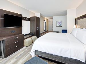 Holiday Inn Express & Suites Dublin