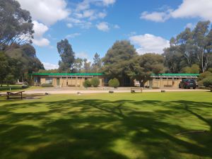 Grampians View Cottages and Units