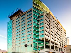 Embassy Suites by Hilton Los Angeles Glendale