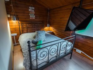 Fuente del Lobo Glamping & Bungalows - Adults Only