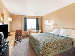 Days Inn by Wyndham El Paso Airport East