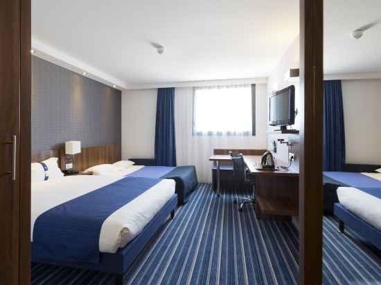 Holiday Inn Express Montpellier - Odysseum Rooms