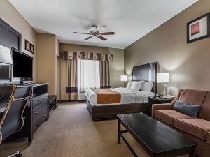 Comfort Suites Bakersfield