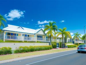 At the Sound Noosa Motel