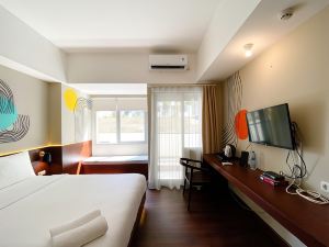 Best Choice And Homey Studio At Gateway Park Lrt City Bekasi Apartment