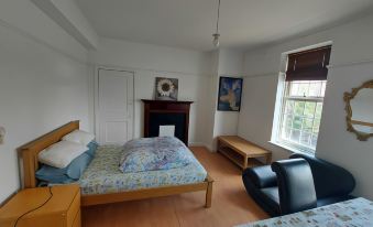 London Edgware Station Apartment