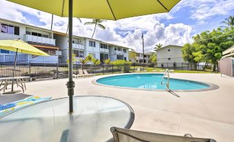 Sunny Central Condo Lanai and Community Pool Access