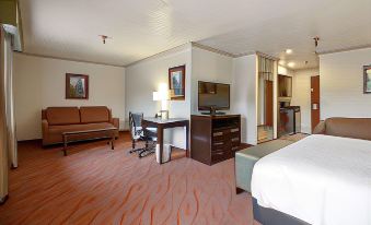 Best Western Plus Parkway Inn