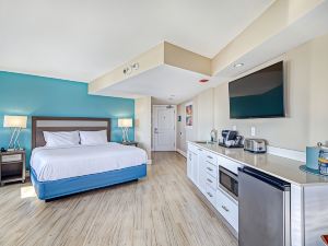 Commander Hotel & Suites