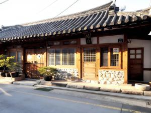 Gyeongju Culture Space Jin Hanok