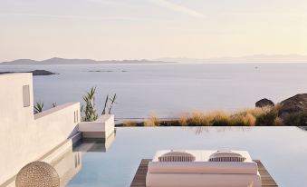 Deos Mykonos - A Myconian Collection Hotel